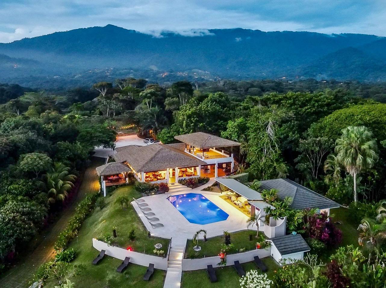 Costa Rica Resorts and Villas